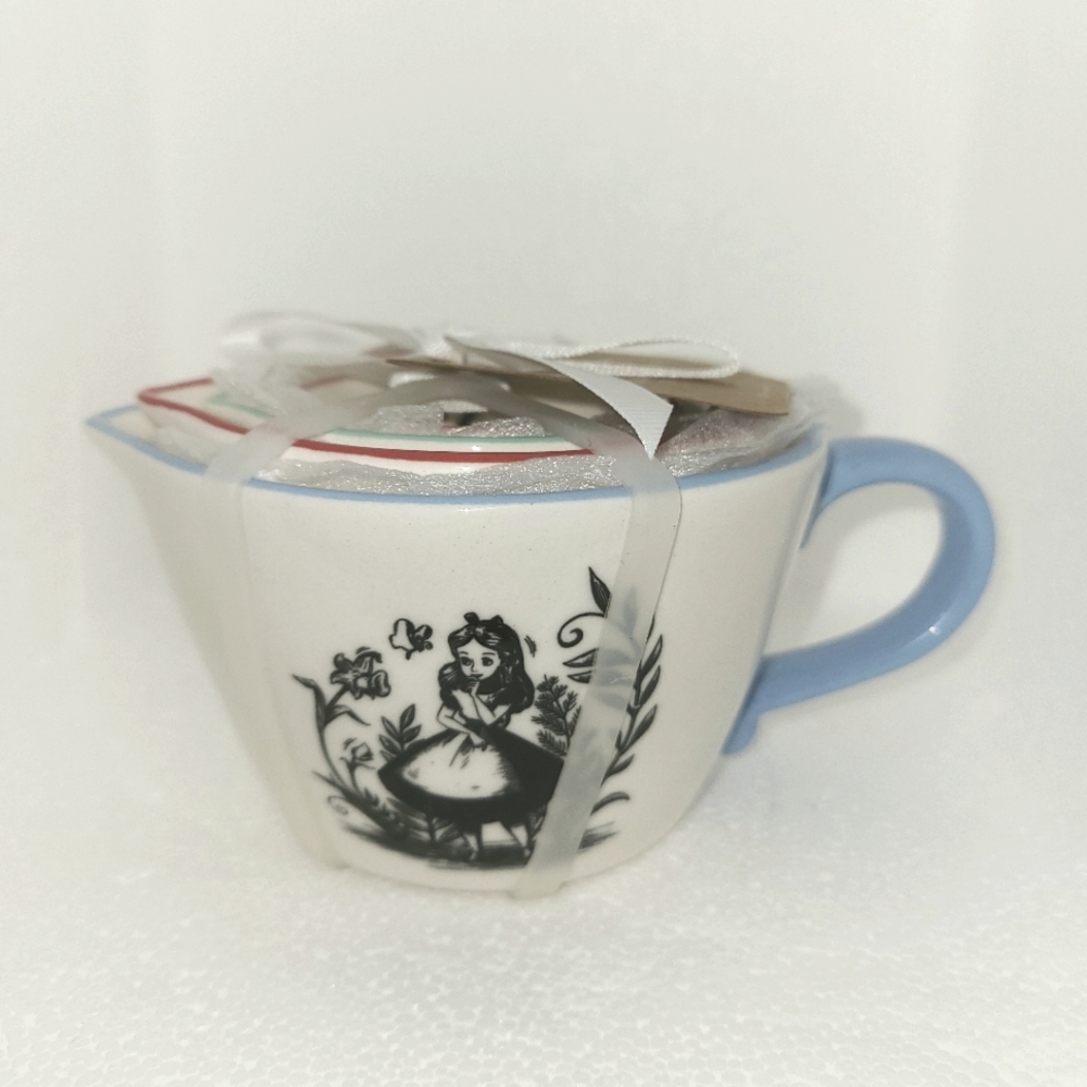 Rae Dunn HTF Alice measuring cups
